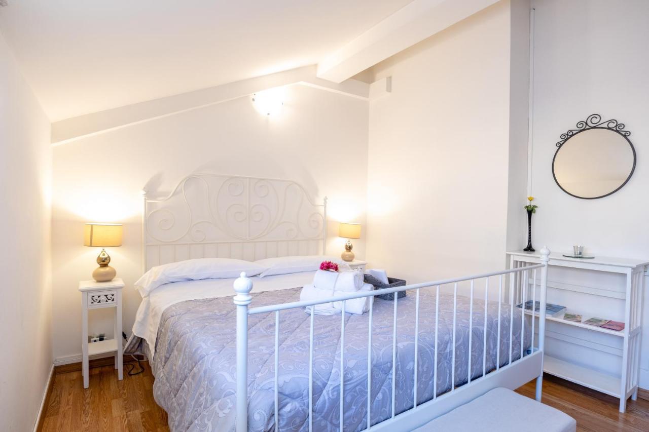 Attico Quarto Di Luna เวโรนา ภายนอก รูปภาพ