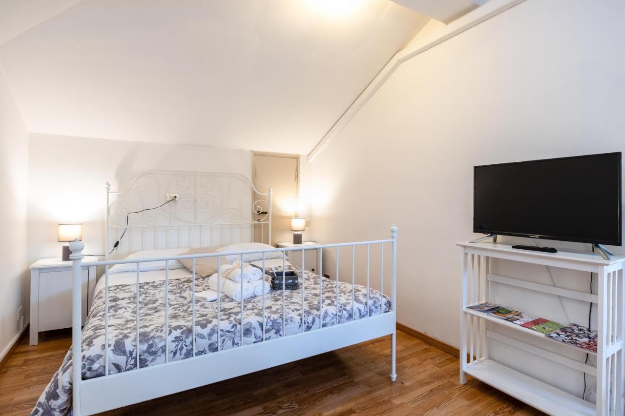 Attico Quarto Di Luna เวโรนา ภายนอก รูปภาพ