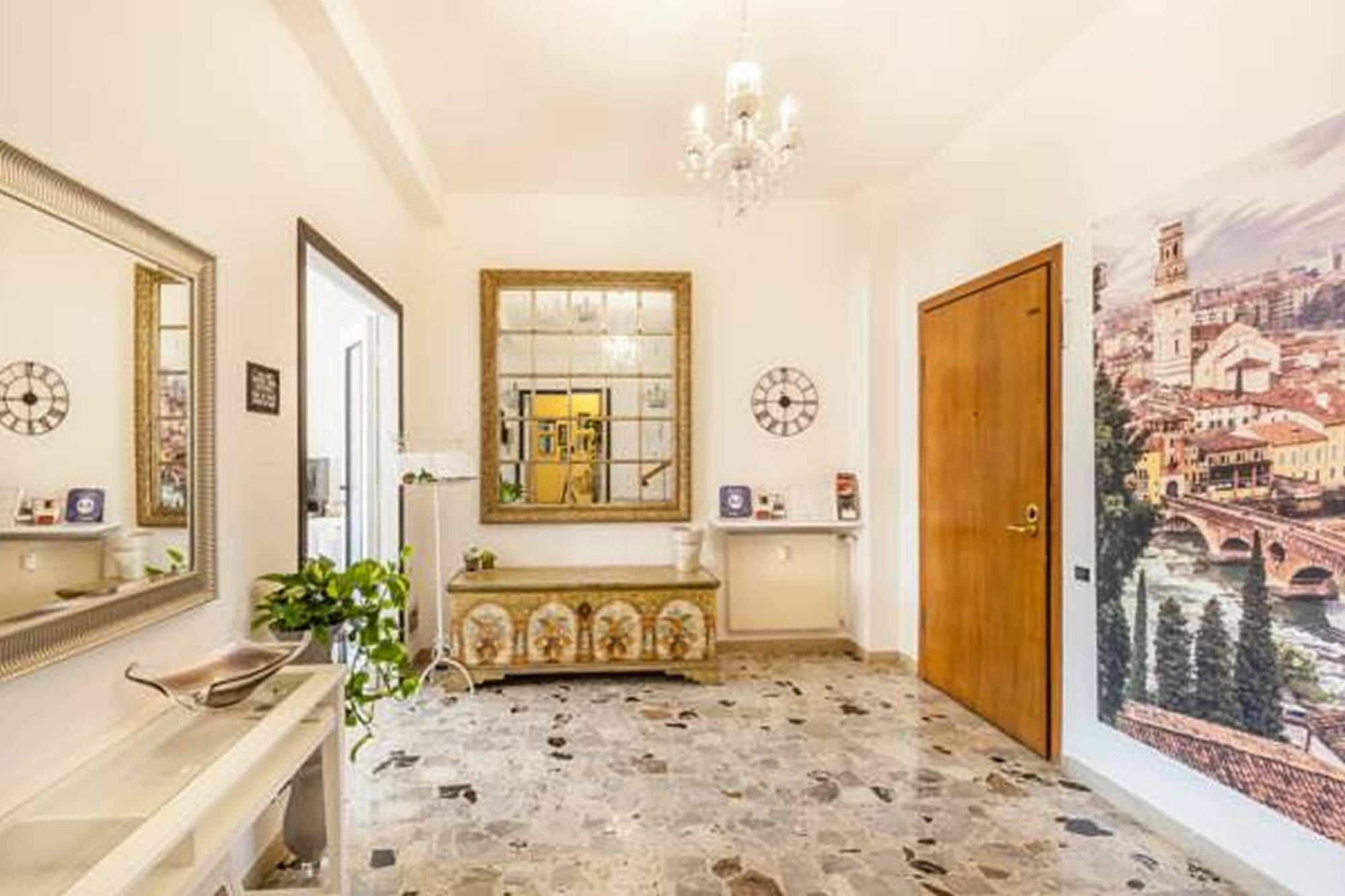 Attico Quarto Di Luna เวโรนา ภายนอก รูปภาพ
